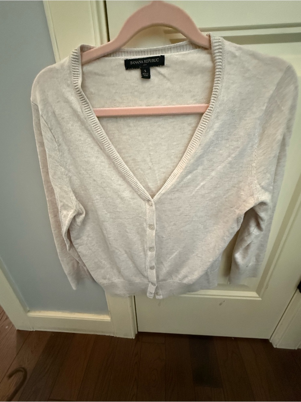 Banana Republic Cream V-Neck Button Cardigan